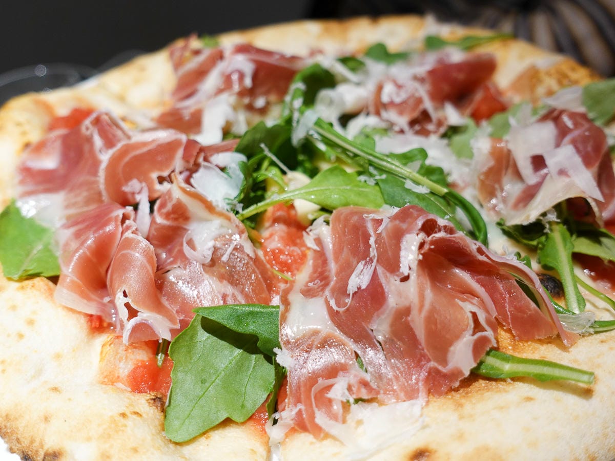 台北推薦窯烤披薩 BANCO八德店 PIZZA自製生麵披薩果然好吃