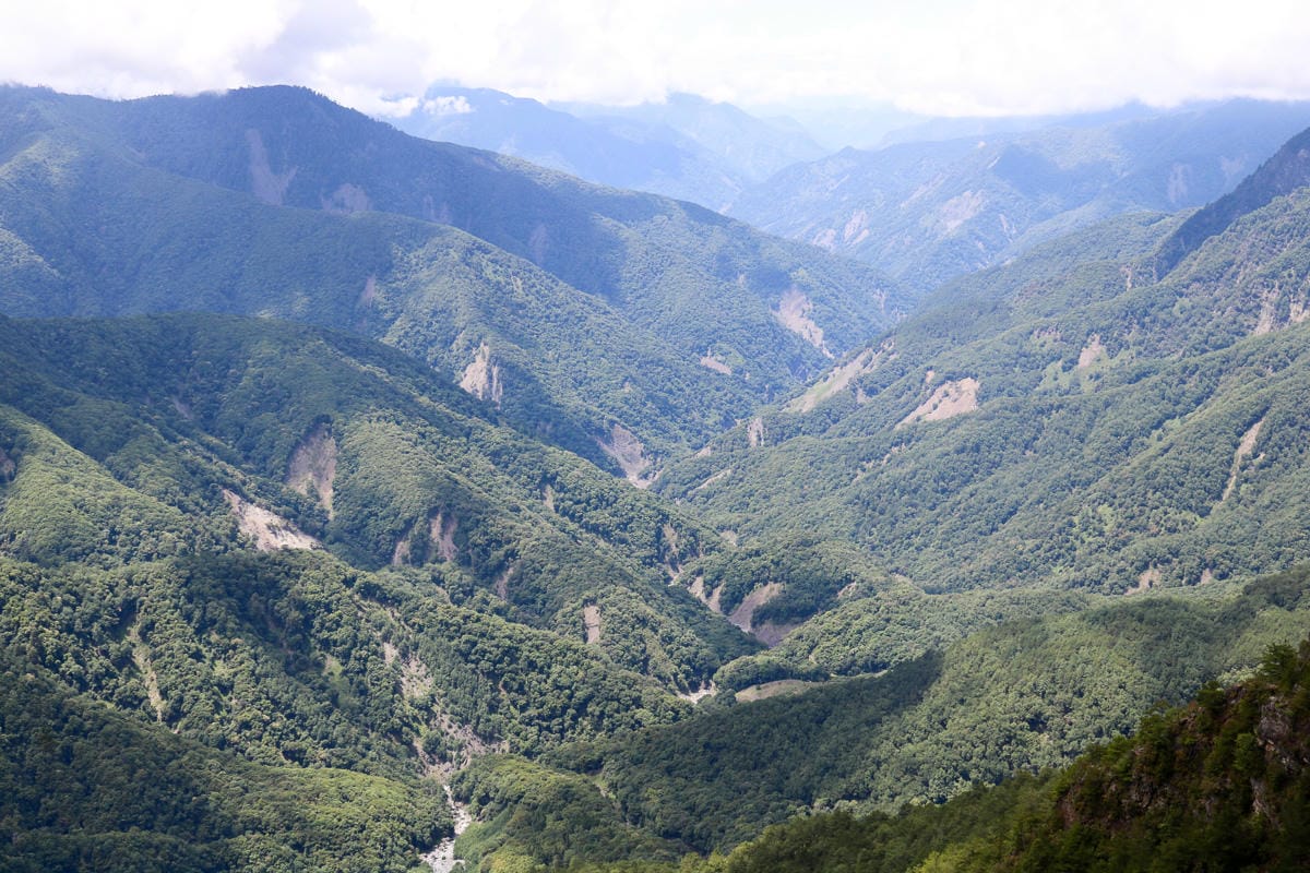 一生只爬這次 玉山前峰單攻感想 無敵厭世石瀑是噩夢不是百岳新手入門