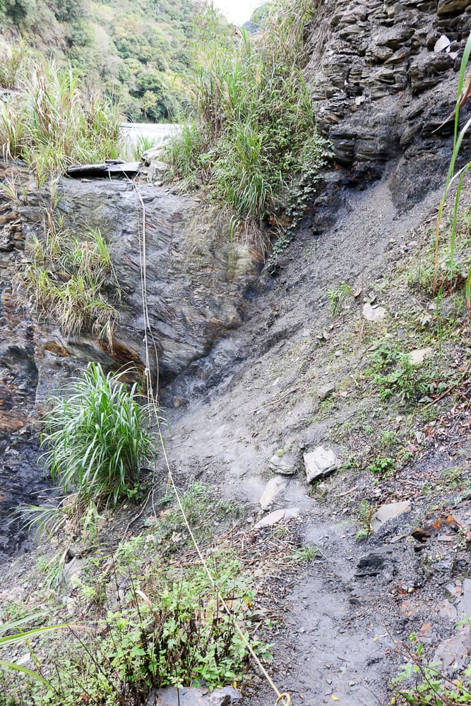 雲海溫泉 野營溫泉兩天爬到飽 南投秘境溯溪攀岩露營泡湯一次滿足