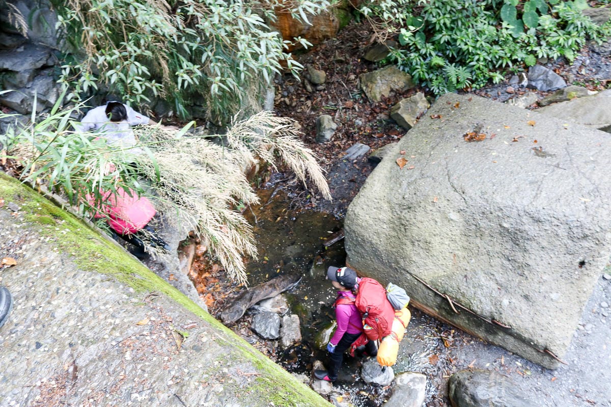 雲海溫泉 野營溫泉兩天爬到飽 南投秘境溯溪攀岩露營泡湯一次滿足