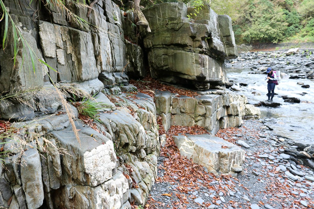 雲海溫泉 野營溫泉兩天爬到飽 南投秘境溯溪攀岩露營泡湯一次滿足
