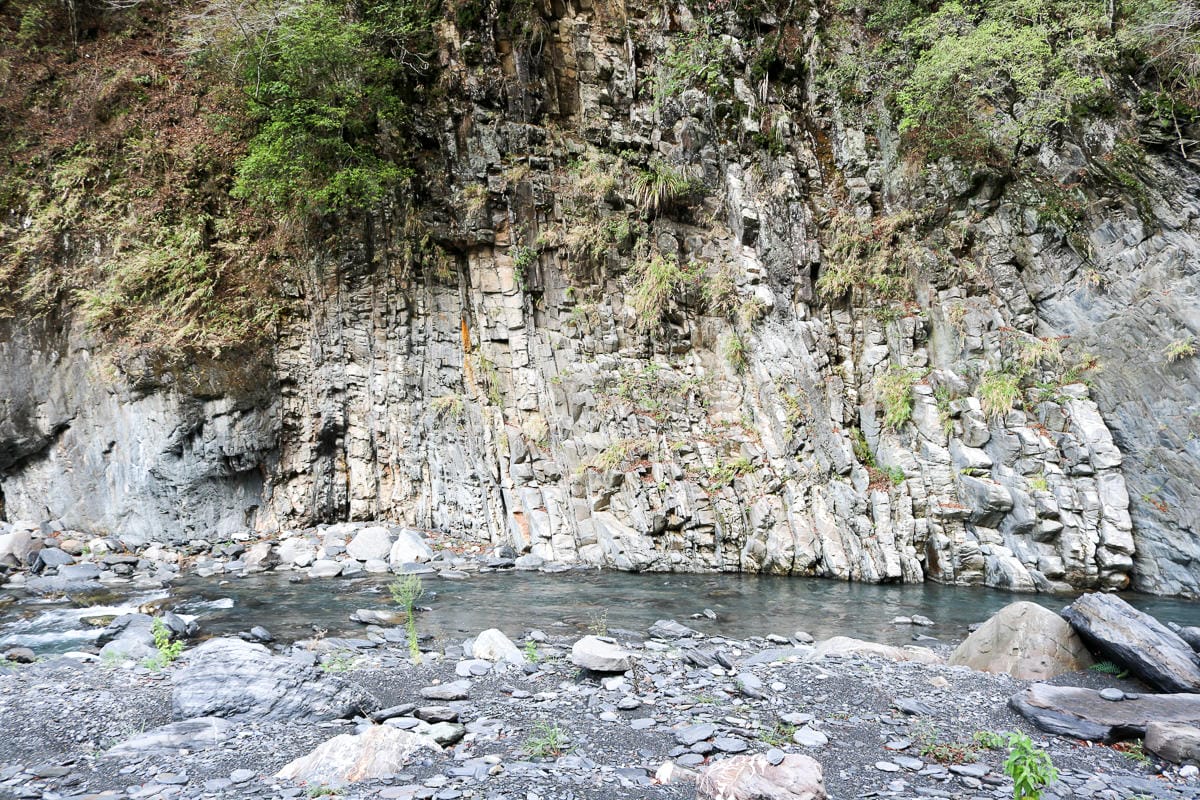 雲海溫泉 野營溫泉兩天爬到飽 南投秘境溯溪攀岩露營泡湯一次滿足