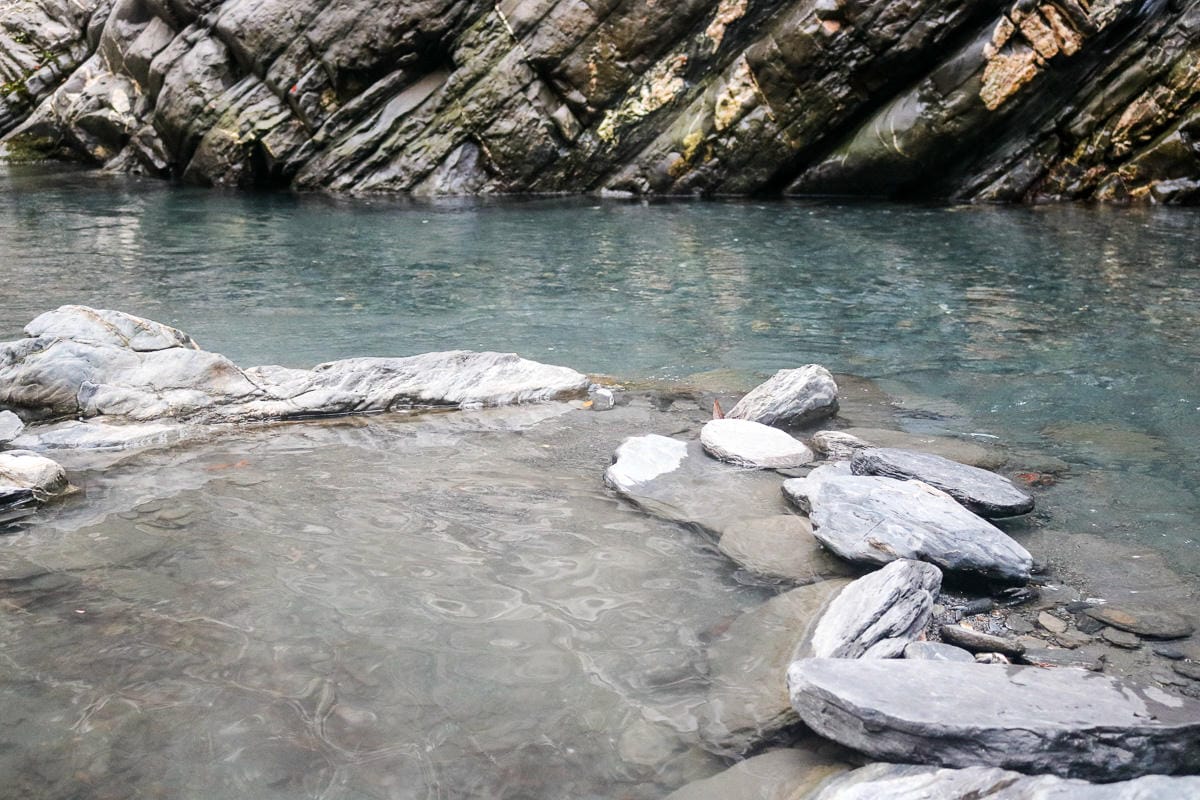 雲海溫泉 野營溫泉兩天爬到飽 南投秘境溯溪攀岩露營泡湯一次滿足