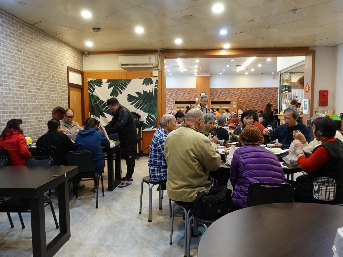 桃園台灣窯烤雞 假日多人聚餐烤雞平價高CP