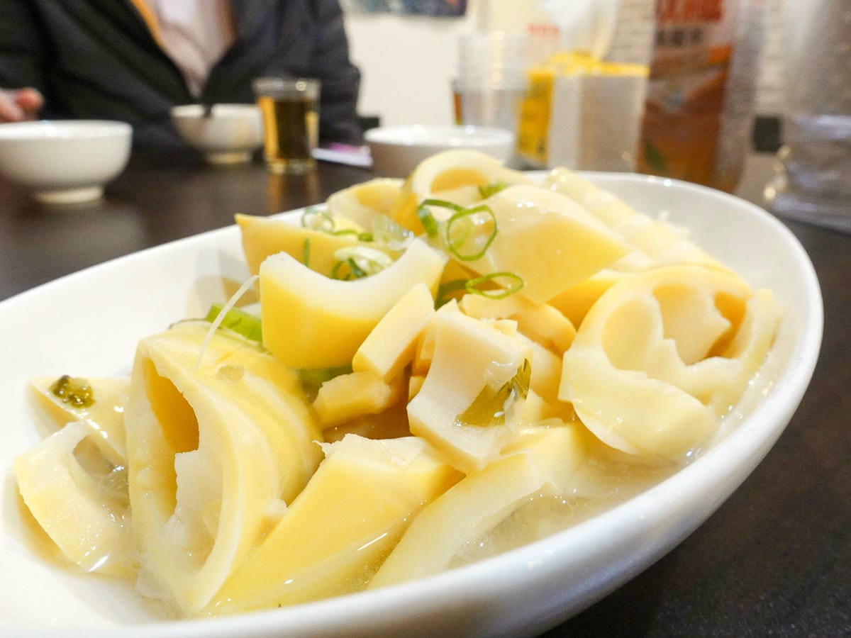 桃園台灣窯烤雞 假日多人聚餐烤雞平價高CP