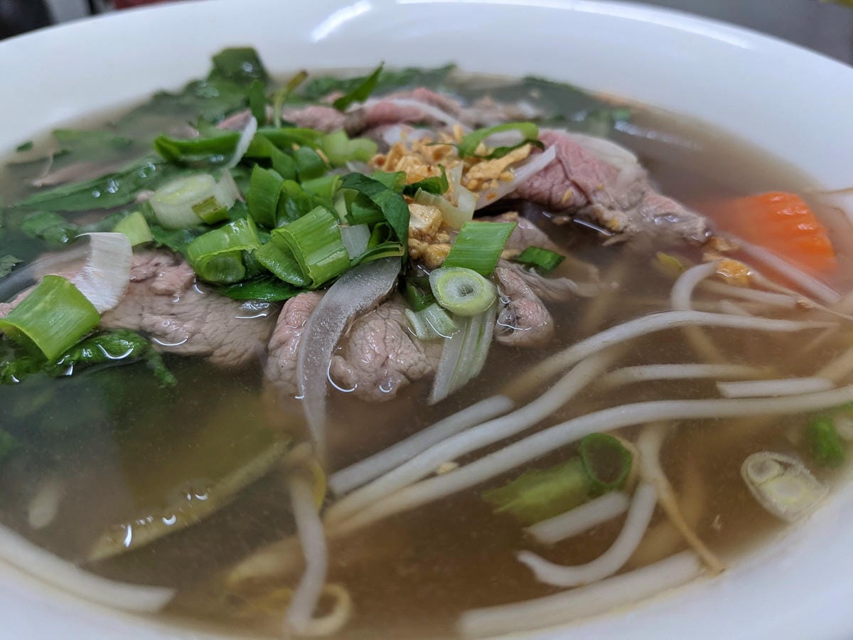 東湖阿水越南美食 巷內厲害河粉與涼拌雞絲記得早點來