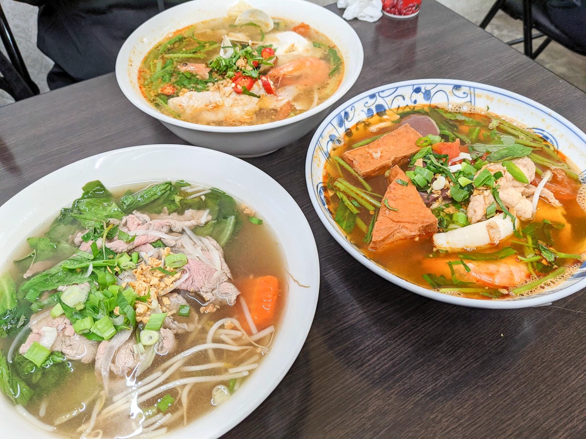 東湖阿水越南美食 巷內厲害河粉與涼拌雞絲記得早點來