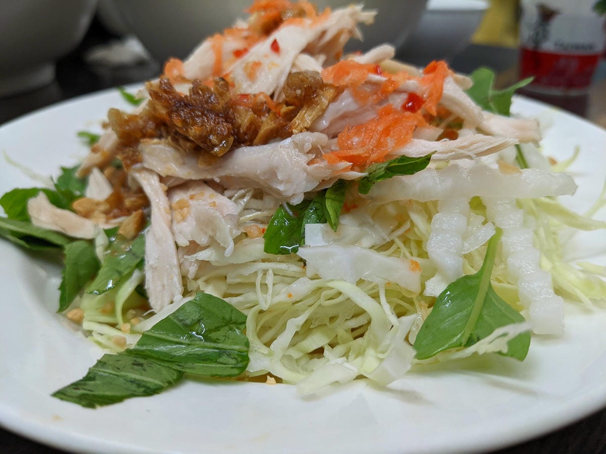 東湖阿水越南美食 巷內厲害河粉與涼拌雞絲記得早點來