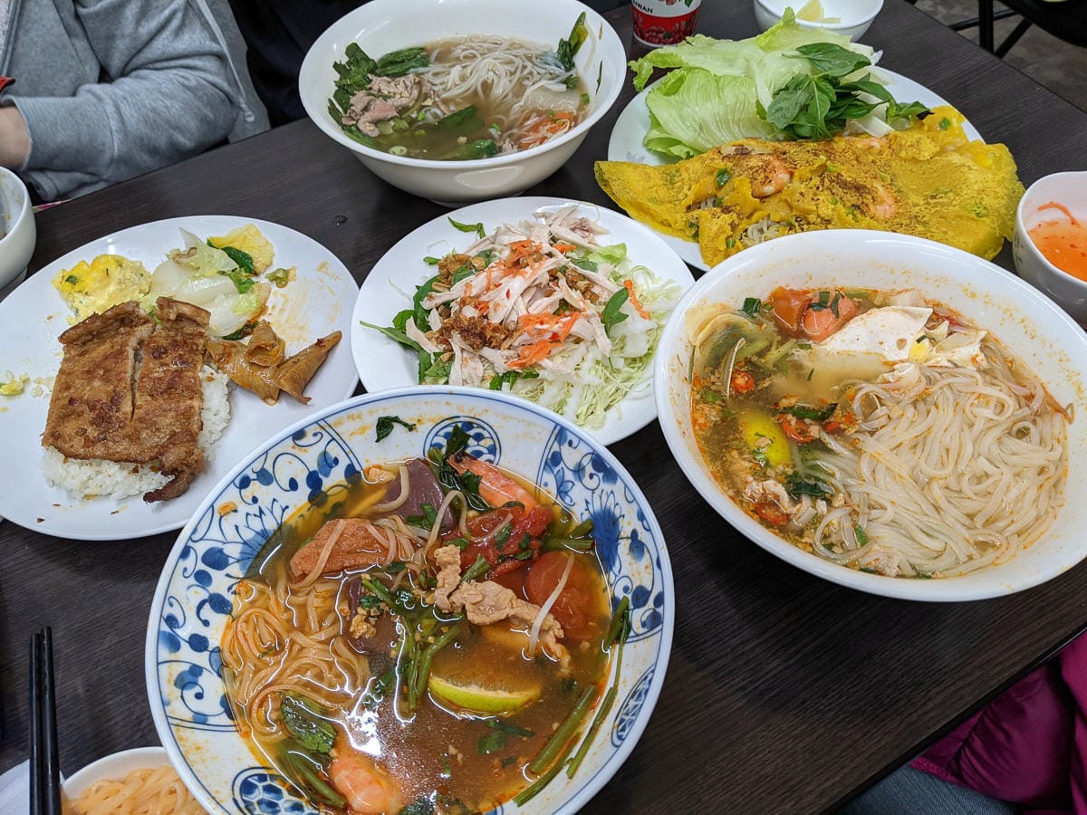 東湖阿水越南美食 巷內厲害河粉與涼拌雞絲記得早點來