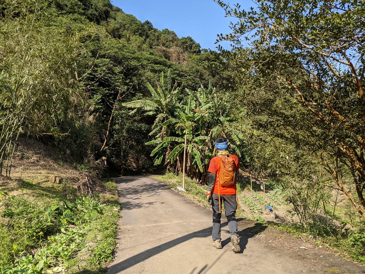 三峽五寮尖 刺激驚險爬山路線 峭壁雄峰拉繩垂降的體力活