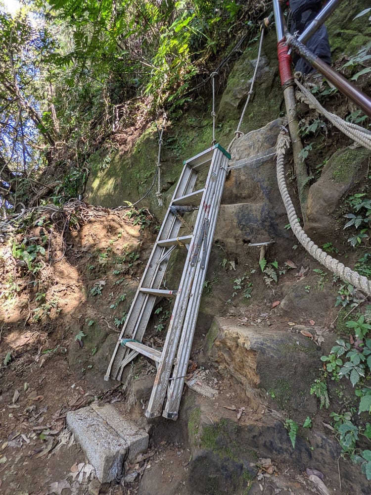 南港山攀岩步道 挑戰驚心動魄戶外攀爬場需要體能還要腦袋