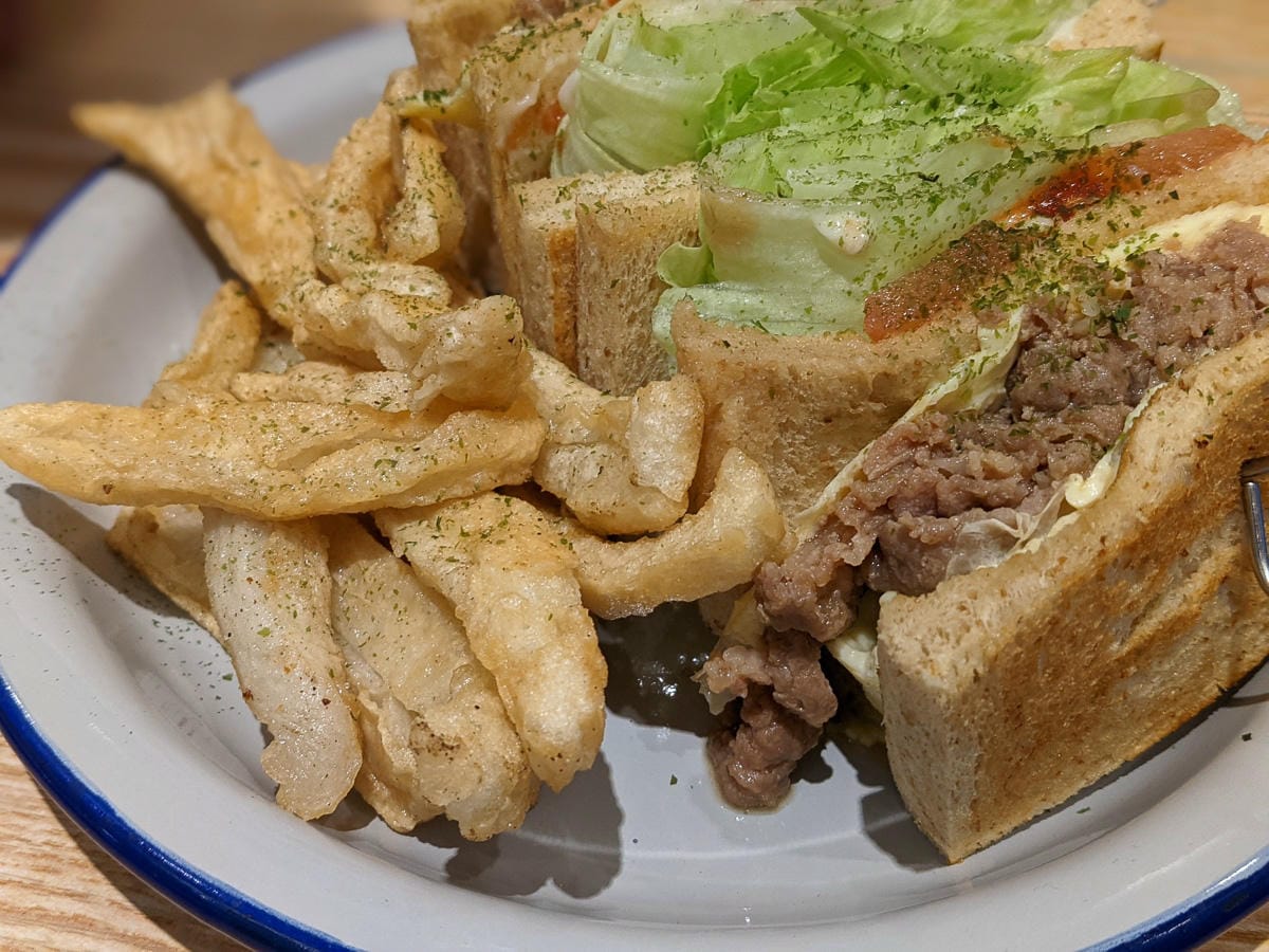 松山小巨蛋早午餐下午茶 菲尼斯三明治全年無休