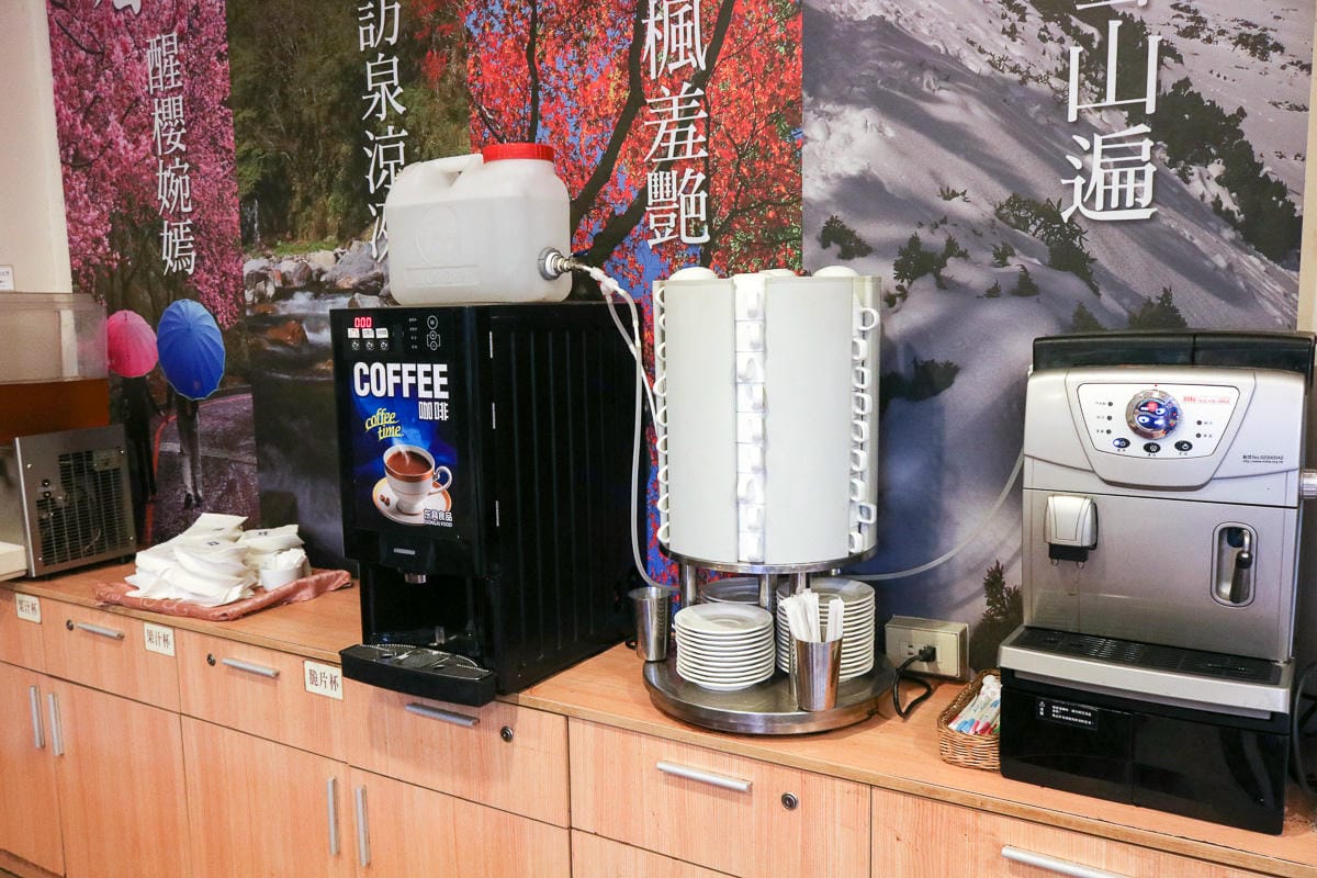 武陵農場武陵山莊住宿晚餐心得 雪山山脈武陵四秀出發前住一晚