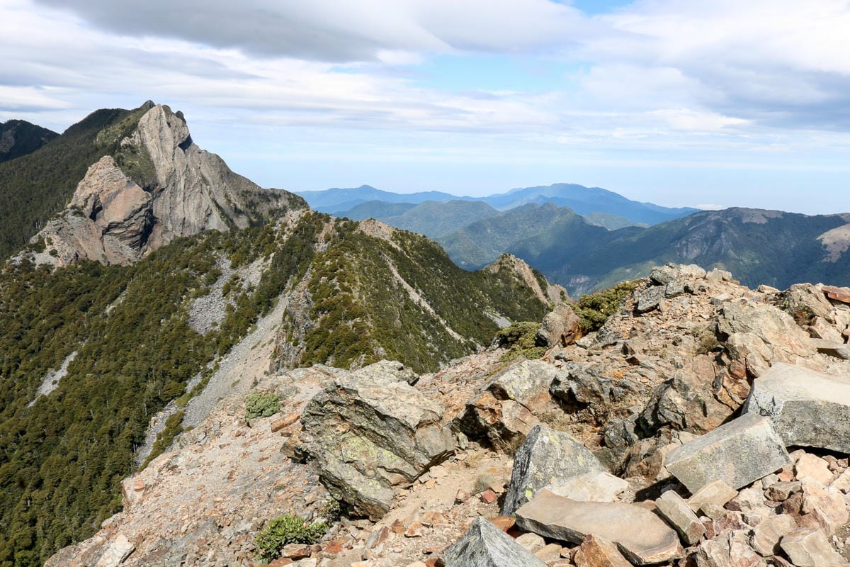 品田山V斷崖難不難？武陵四秀品田池有必經之路