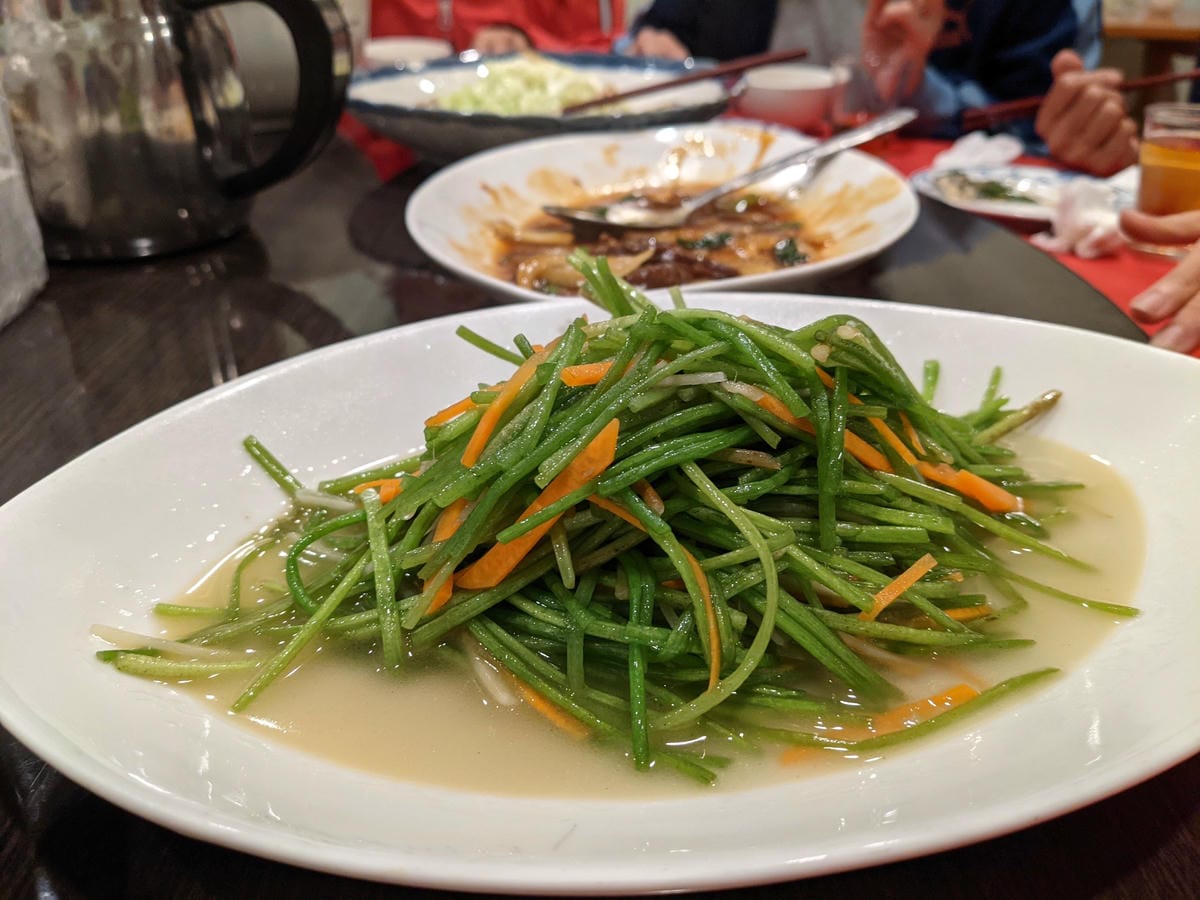 東滿連走 東眼山滿月圓不同點進出三峽餐廳540土雞