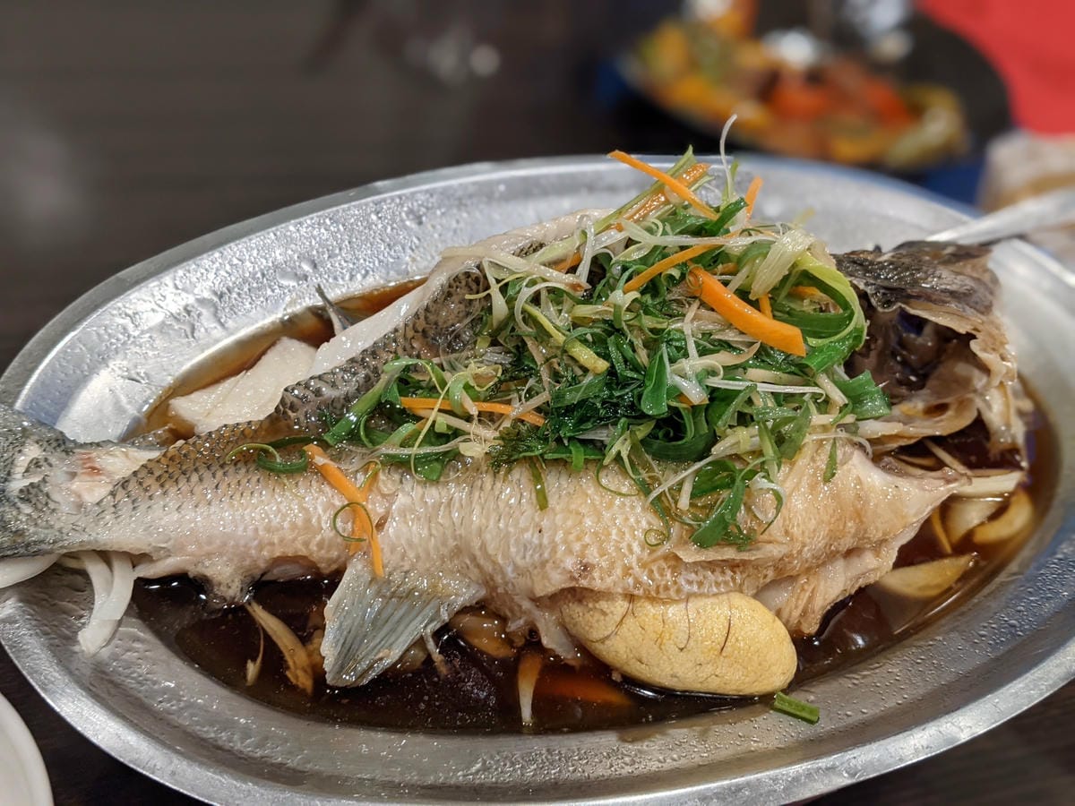 東滿連走 東眼山滿月圓不同點進出三峽餐廳540土雞