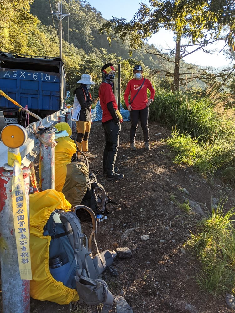 中橫四辣屏風山新路 全天候24小時人氣不間斷百岳高山