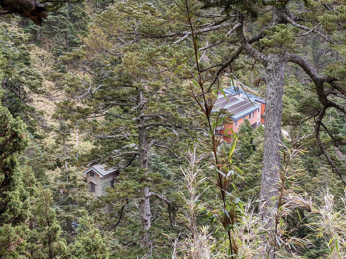 玉山西峰單攻一日 只為台灣最高神社觀音廟前來