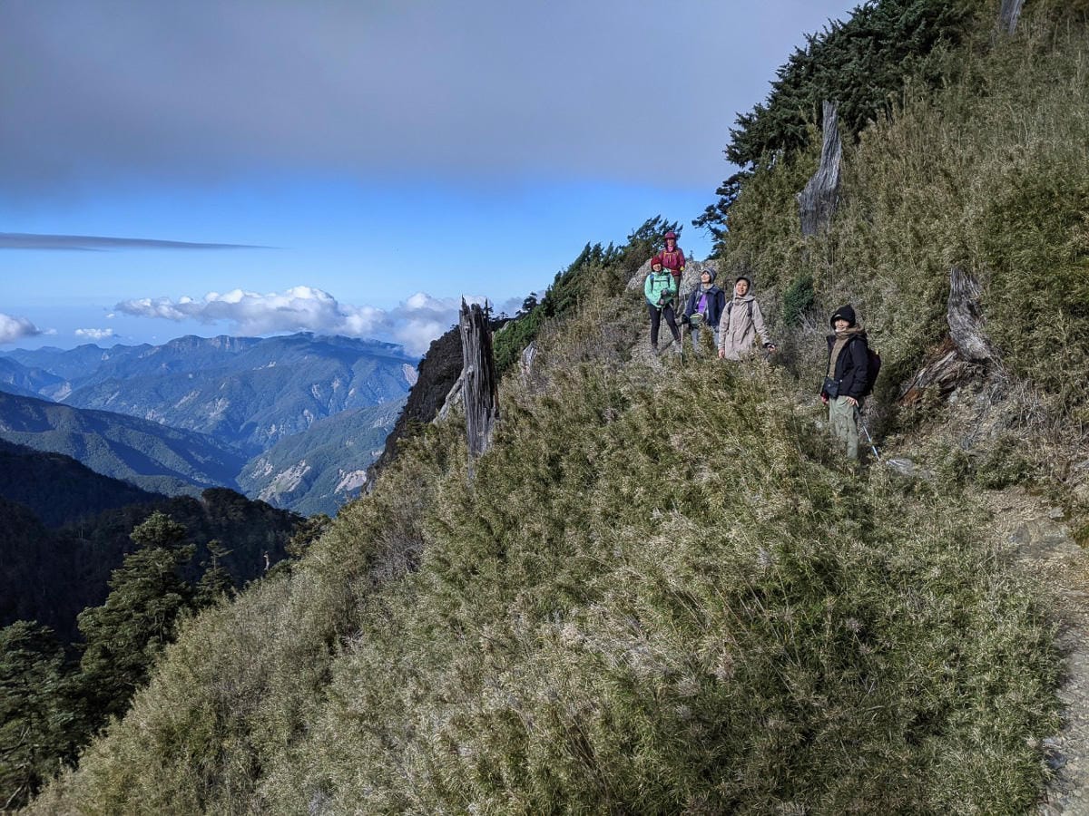 玉山西峰單攻一日 只為台灣最高神社觀音廟前來