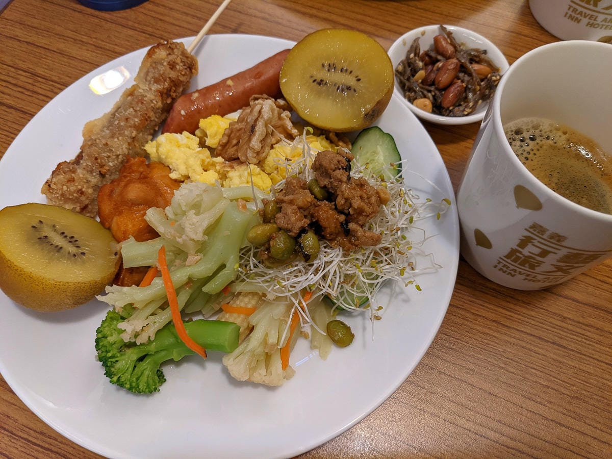 嘉義行藝文旅 乾淨整齊安靜熱水強自助早餐不錯