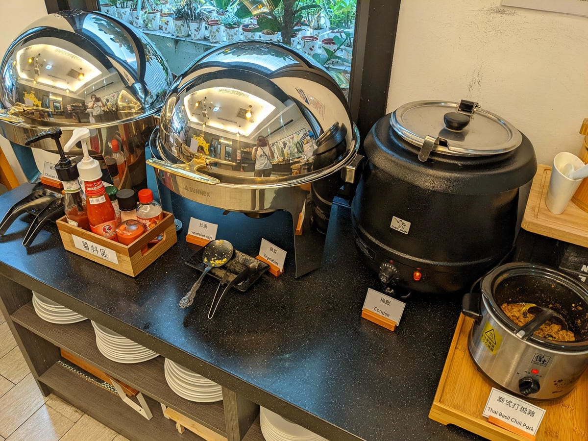 嘉義行藝文旅 乾淨整齊安靜熱水強自助早餐不錯