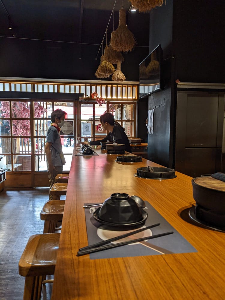 嘉義火鍋小旬湯 樂農鑄鐵火鍋高CP海鮮獨享女子比例特多 - 第8張圖 嘉義火鍋小旬湯 樂農鑄鐵火鍋高CP海鮮獨享女子比例特多