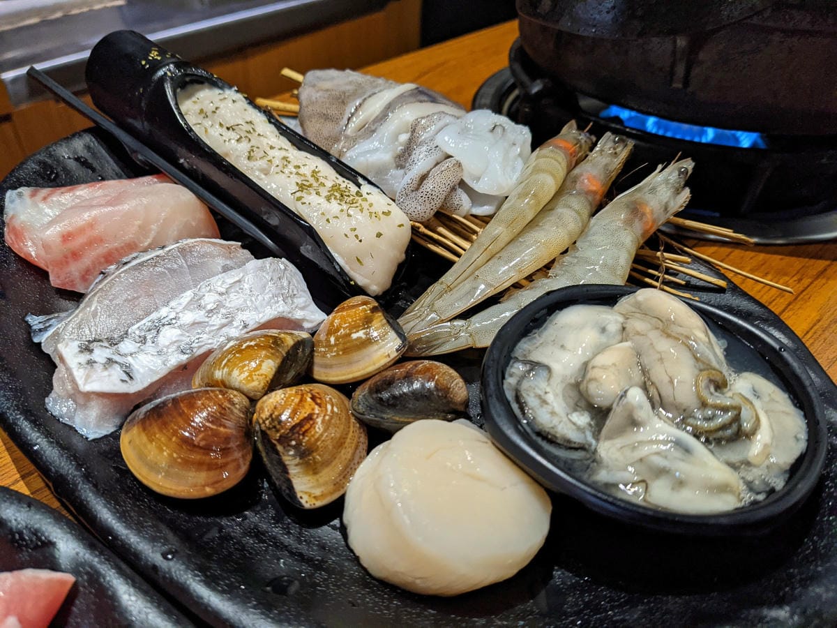 嘉義火鍋小旬湯 樂農鑄鐵火鍋高CP海鮮獨享女子比例特多 - 第6張圖 嘉義火鍋小旬湯 樂農鑄鐵火鍋高CP海鮮獨享女子比例特多