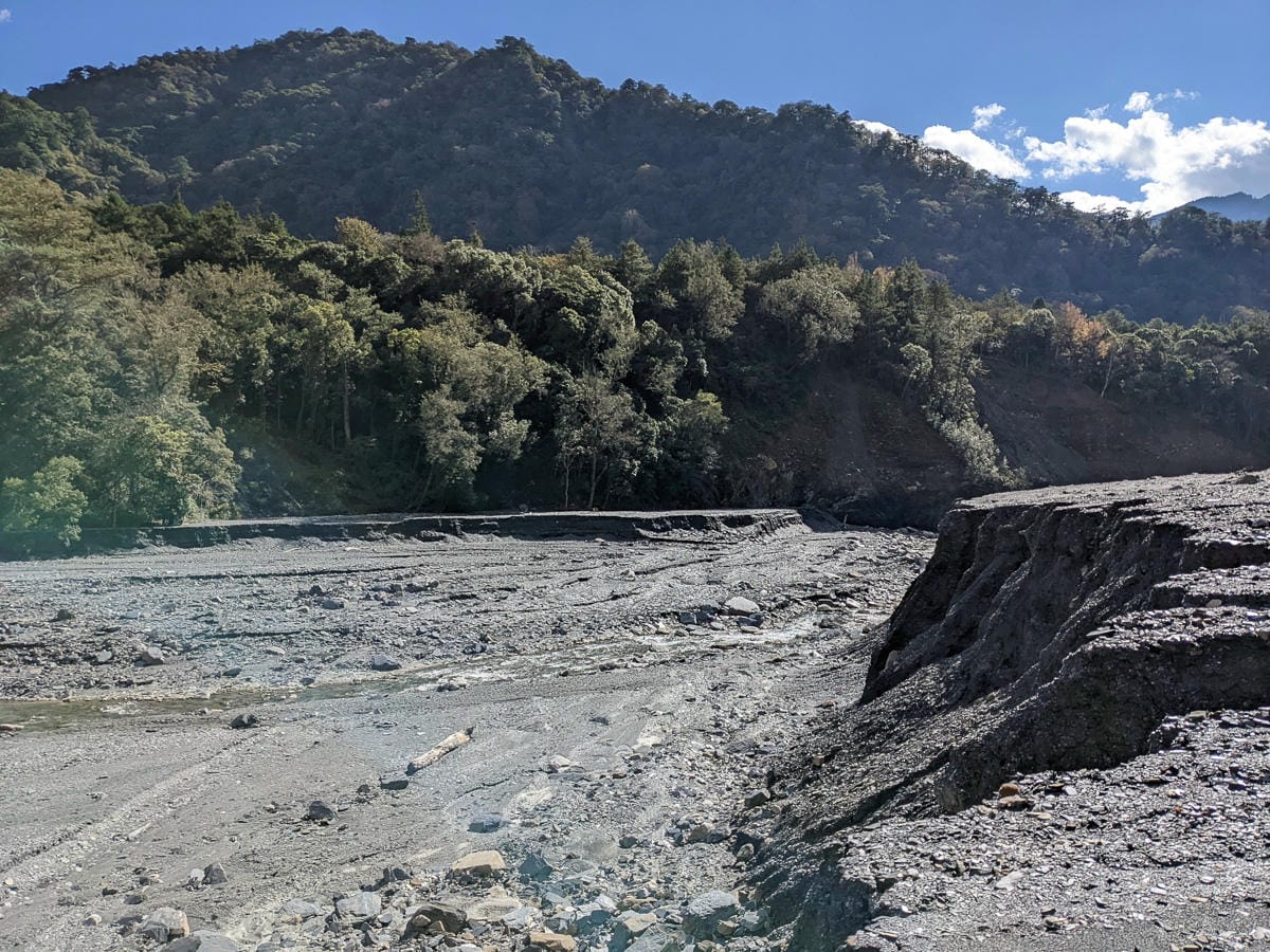 萬大北溪溫泉 奧萬大南投冬季之峽谷露營星空滿佈