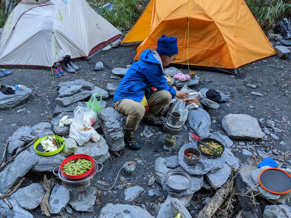 萬大北溪溫泉 奧萬大南投冬季之峽谷露營星空滿佈