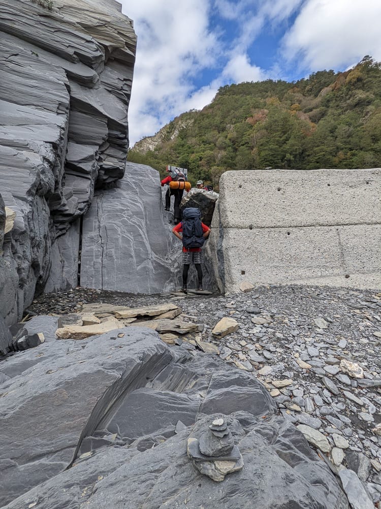萬大北溪溫泉 奧萬大南投冬季之峽谷露營星空滿佈