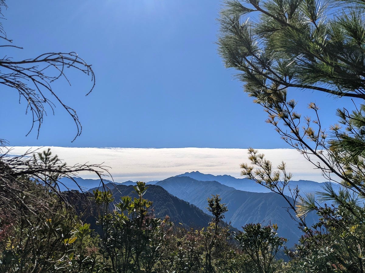 西巒大山難度？南投百岳單攻聖品玉山最北端冬天出大景