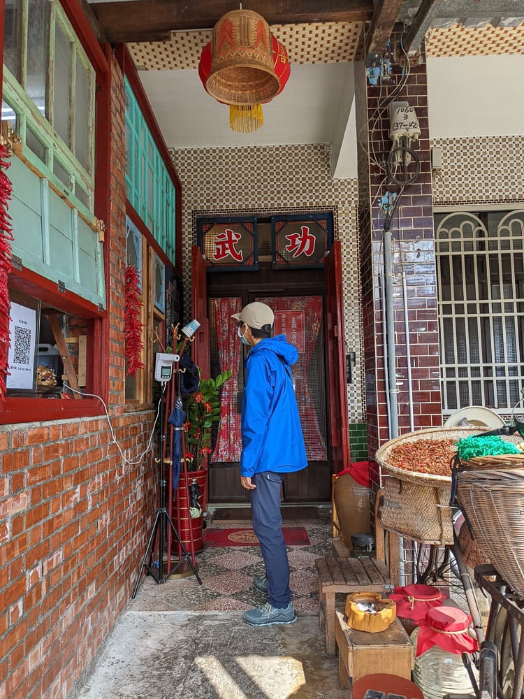 枋寮在地美食 食三香飯庄無菜單料理平價好吃別忘預約