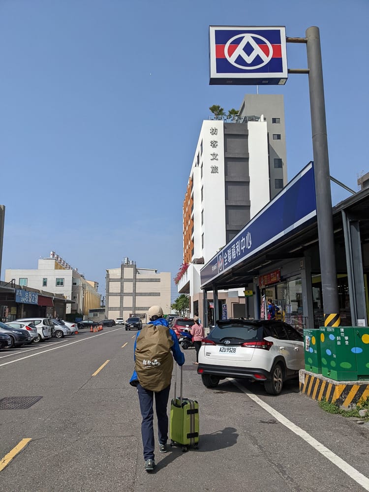 枋寮在地美食 食三香飯庄無菜單料理平價好吃別忘預約