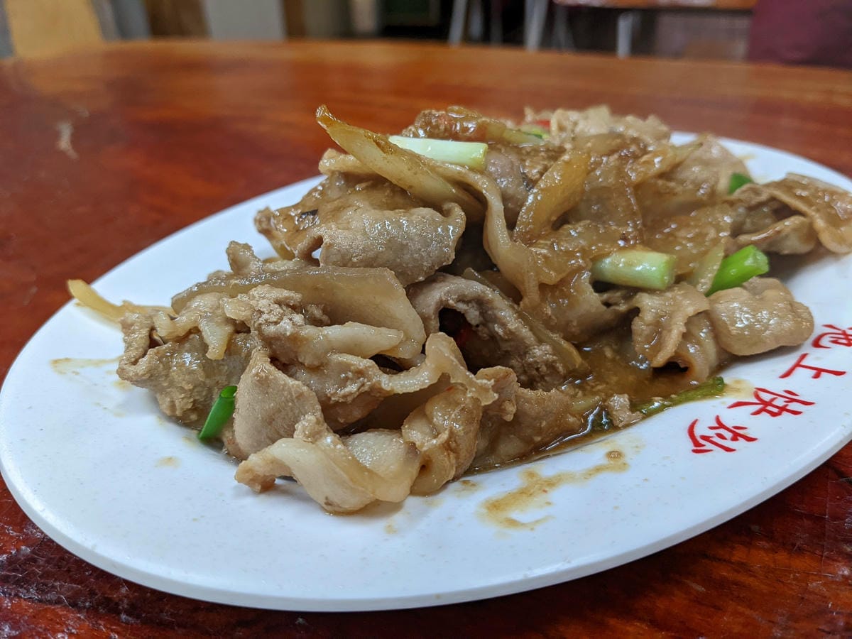 池上美食 豆腐豆包水煎包熱炒火鍋四神湯草粿甜點