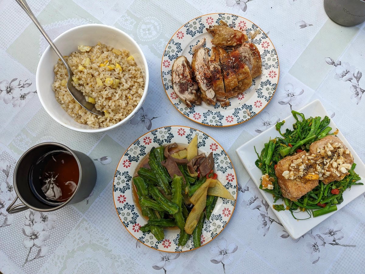 池上美食 豆腐豆包水煎包熱炒火鍋四神湯草粿甜點