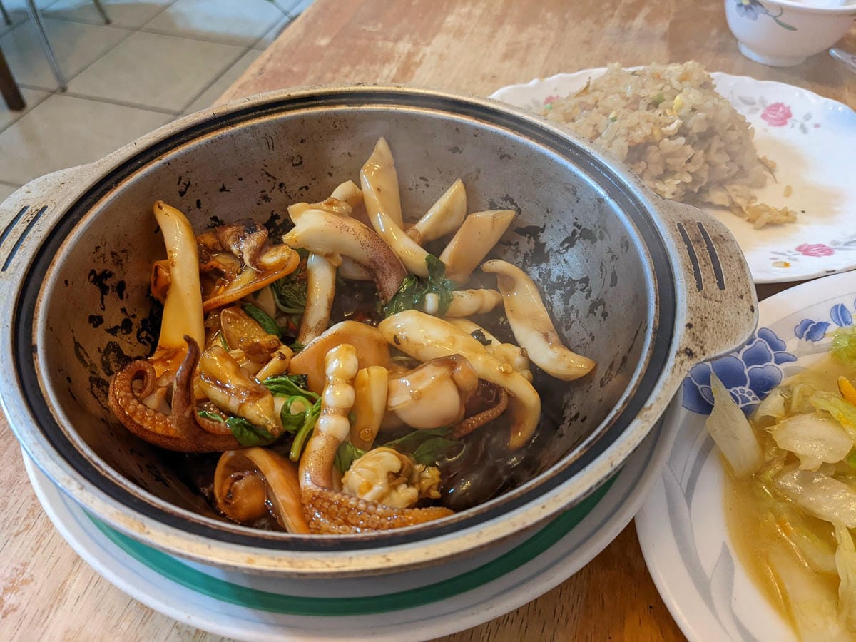 池上美食 豆腐豆包水煎包熱炒火鍋四神湯草粿甜點