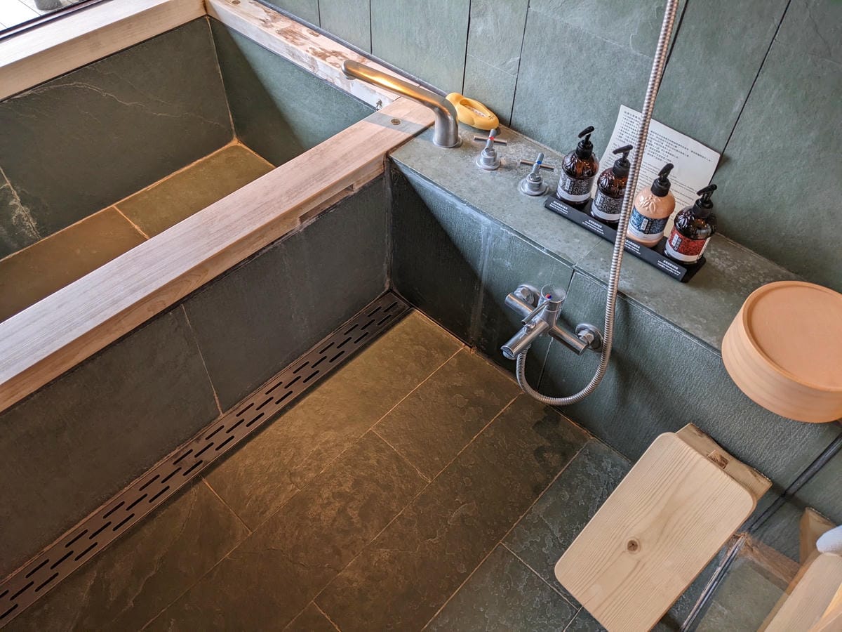 礁溪老爺自助餐住宿一泊二食早晚餐服務超棒 - 第1張圖 礁溪老爺自助餐住宿一泊二食早晚餐服務超棒