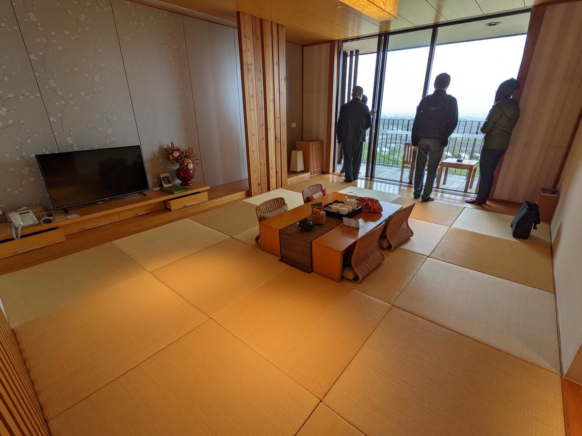 礁溪老爺自助餐住宿一泊二食早晚餐服務超棒 - 第4張圖 礁溪老爺自助餐住宿一泊二食早晚餐服務超棒