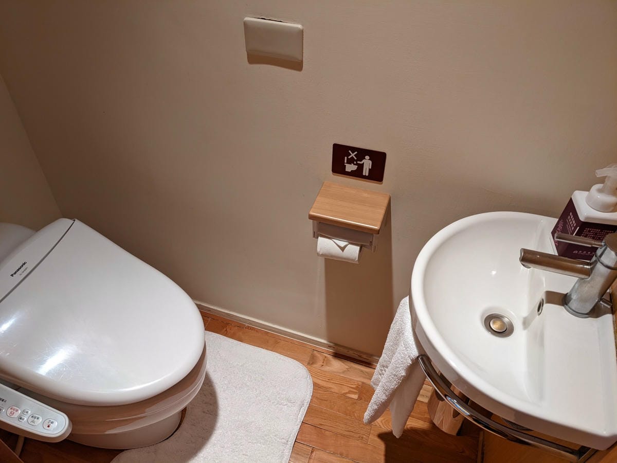 礁溪老爺自助餐住宿一泊二食早晚餐服務超棒 - 第8張圖 礁溪老爺自助餐住宿一泊二食早晚餐服務超棒