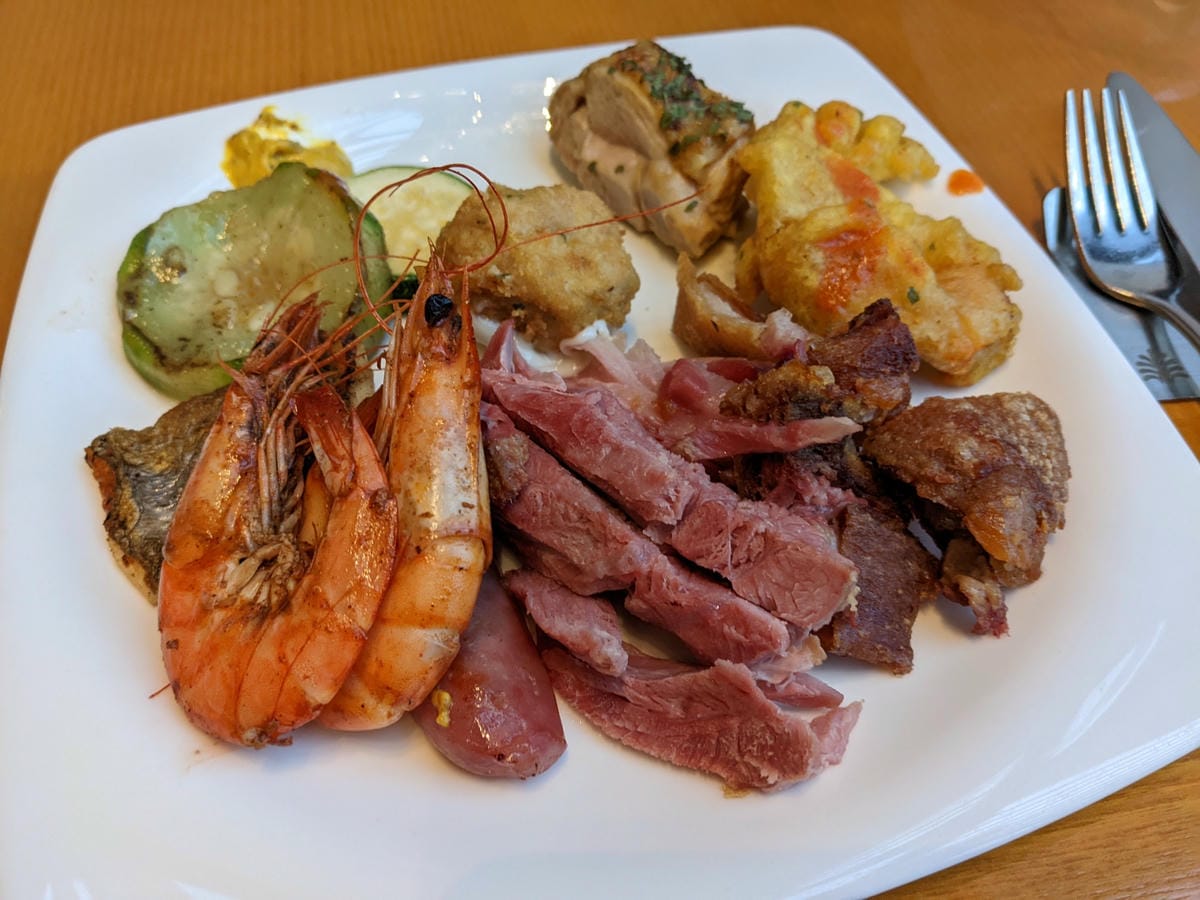 礁溪老爺自助餐住宿一泊二食早晚餐服務超棒 - 第15張圖 礁溪老爺自助餐住宿一泊二食早晚餐服務超棒