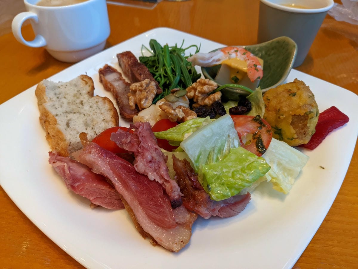 礁溪老爺自助餐住宿一泊二食早晚餐服務超棒 - 第18張圖 礁溪老爺自助餐住宿一泊二食早晚餐服務超棒