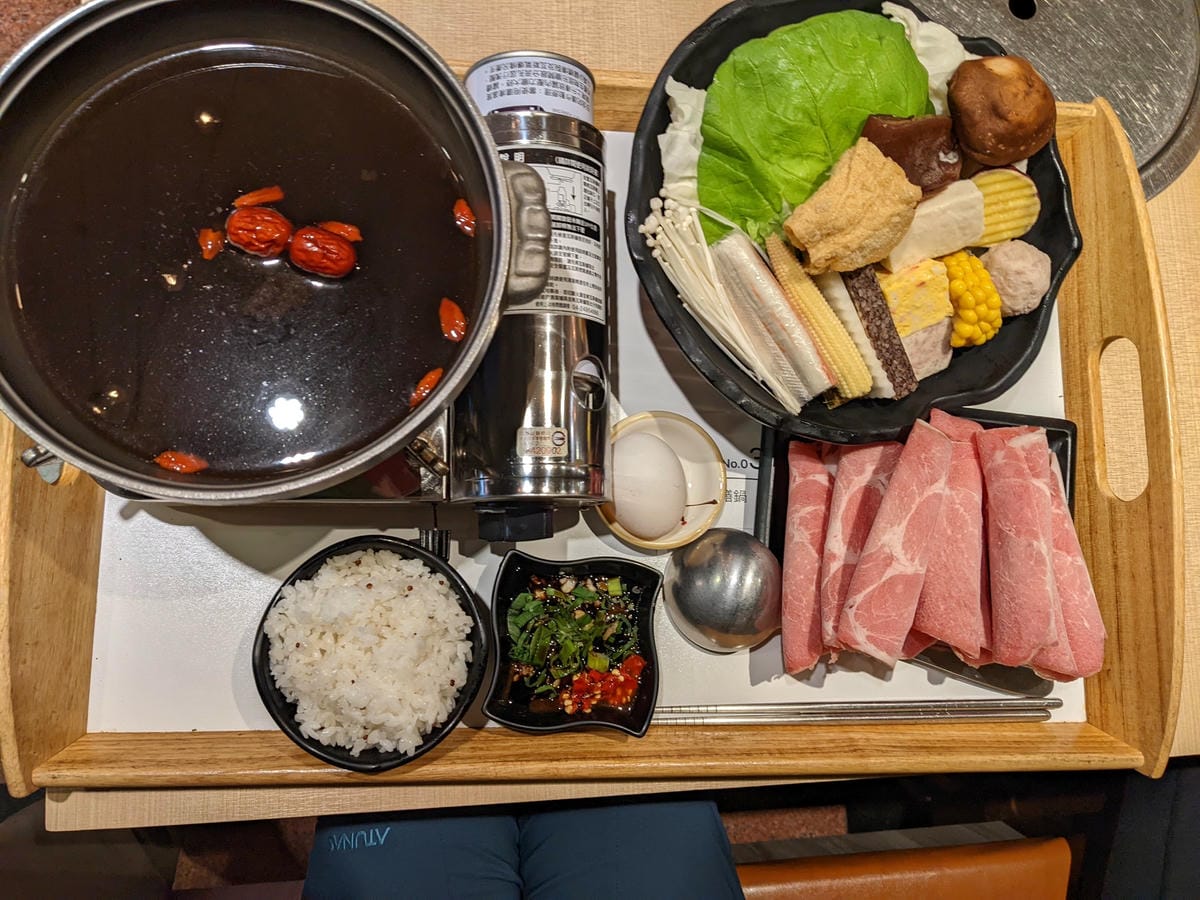 苗栗簡餐火鍋快樂蘇打