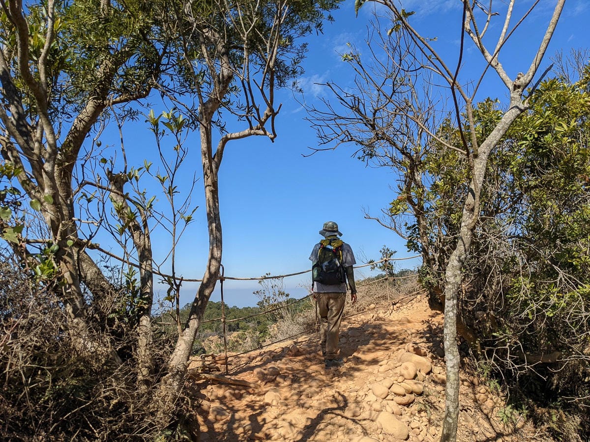 苗栗火炎山南鞍古道連走 小百岳配大峽谷絕美
