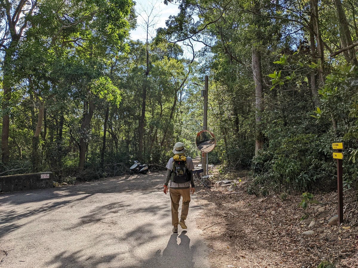 苗栗火炎山南鞍古道連走 小百岳配大峽谷絕美