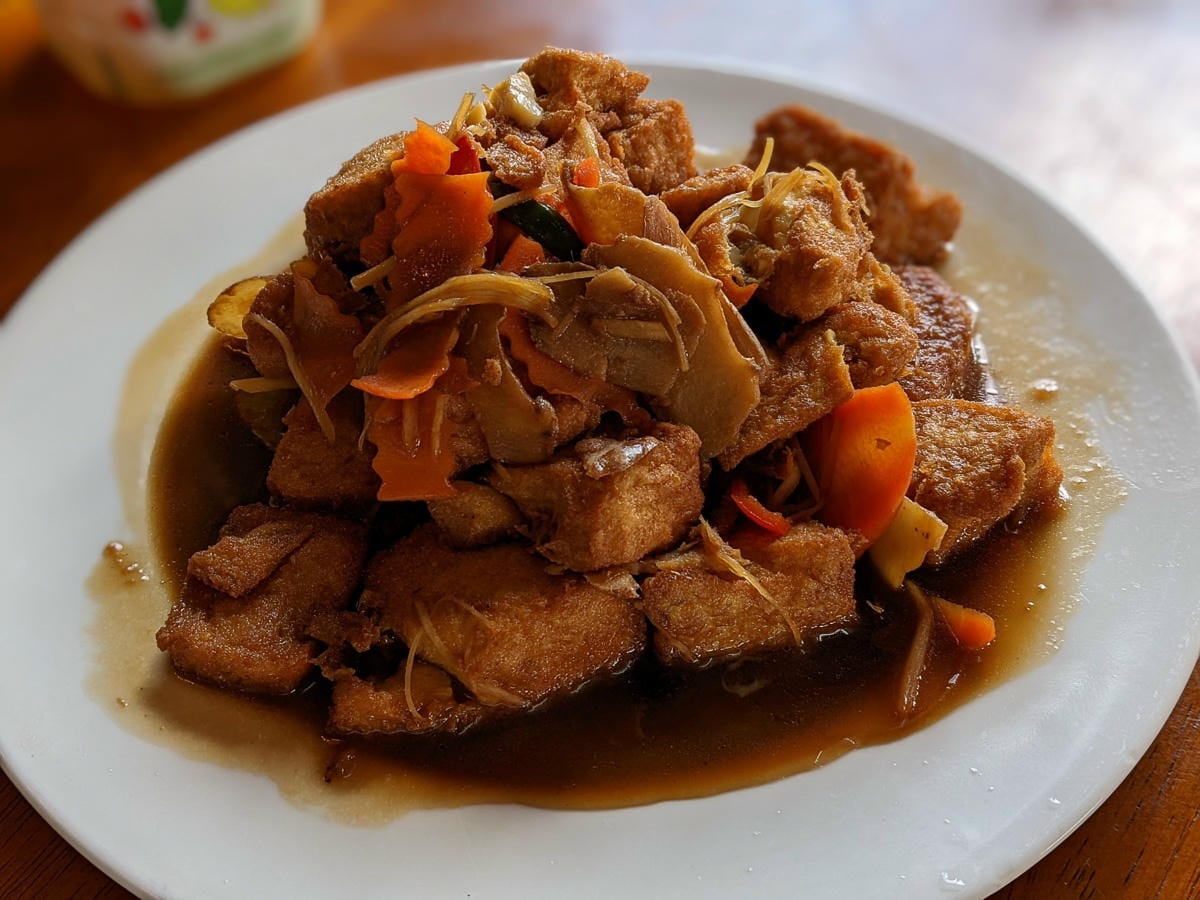 清境奧萬大餐廳塔洛灣甕仔雞 平日有開不錯吃