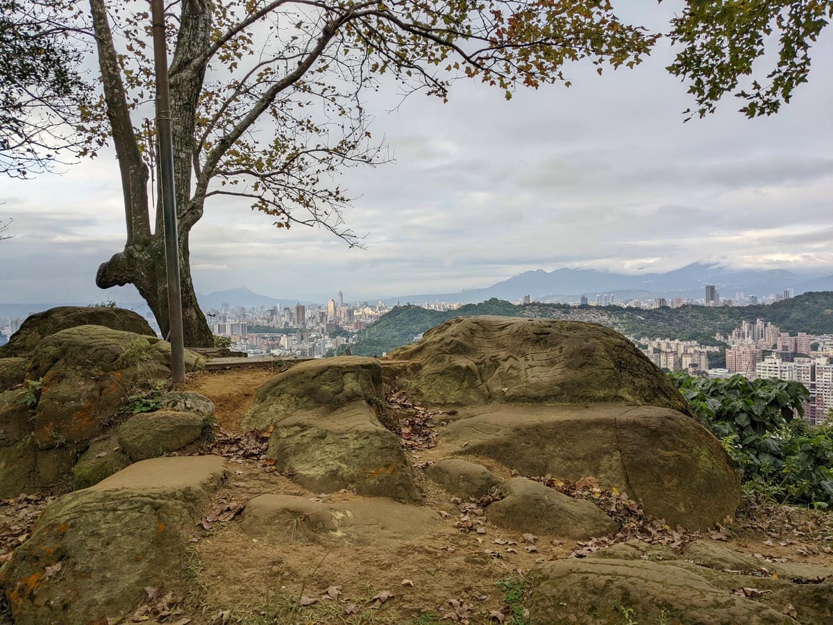 台北景美捷運登山 仙跡岩步道自然健行