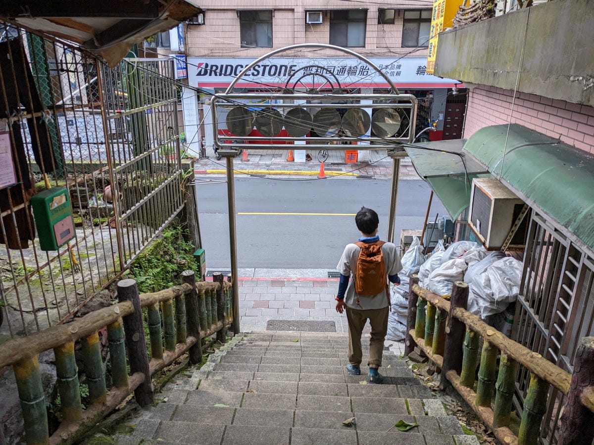 台北景美捷運登山 仙跡岩步道自然健行