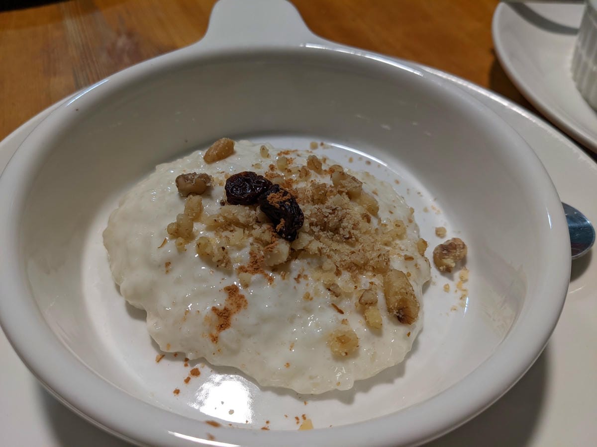 希臘左巴台大店 | 學生聚餐異國菜假日一位難求 - 第6張圖 希臘左巴台大店 | 學生聚餐異國菜假日一位難求