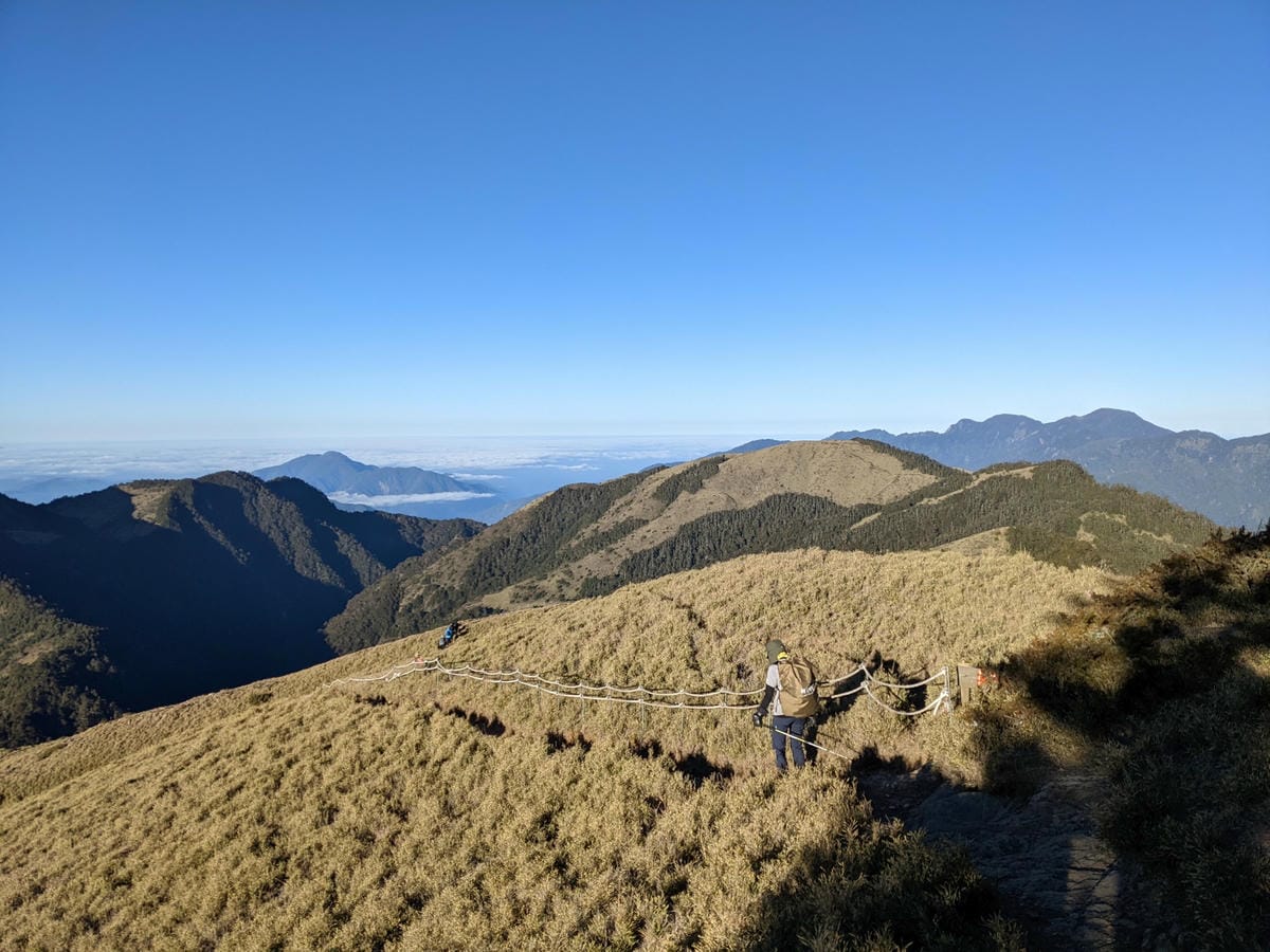 百岳合歡西峰 高山一日合歡北峰不下華岡