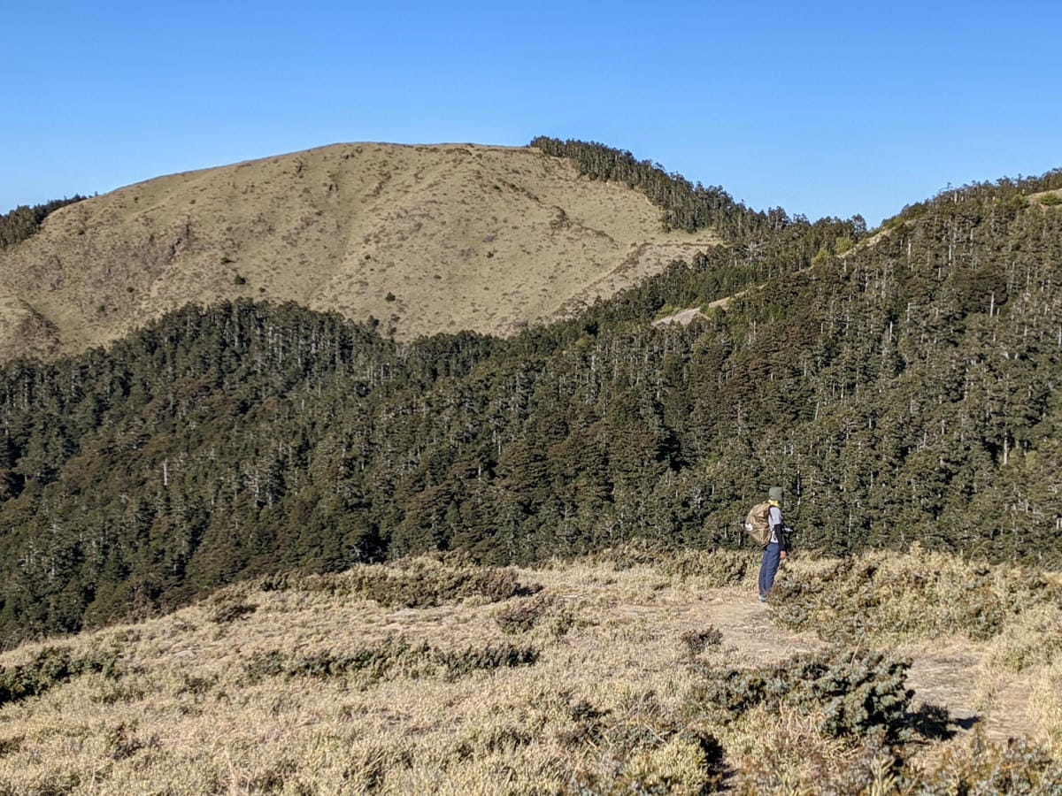 百岳合歡西峰 高山一日合歡北峰不下華岡